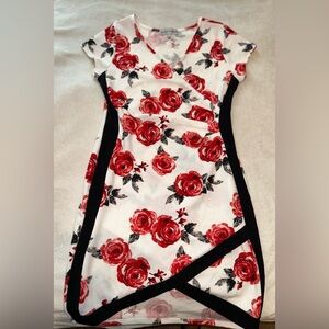 Almost Famous - White and Red Rose Floral Dress Size XL